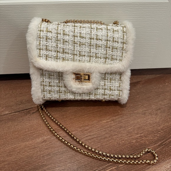 YesStyle Handbags - 🆕 YesStyle: Fluffy Tweed Crossbody Bag